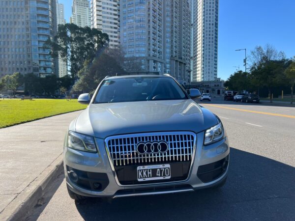 Audi Q5 Quattro 2.0 2011