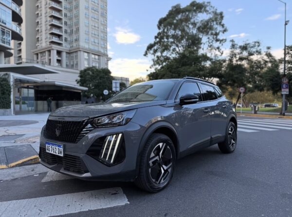 Peugeot 2008 ALLURE 1.0 2024